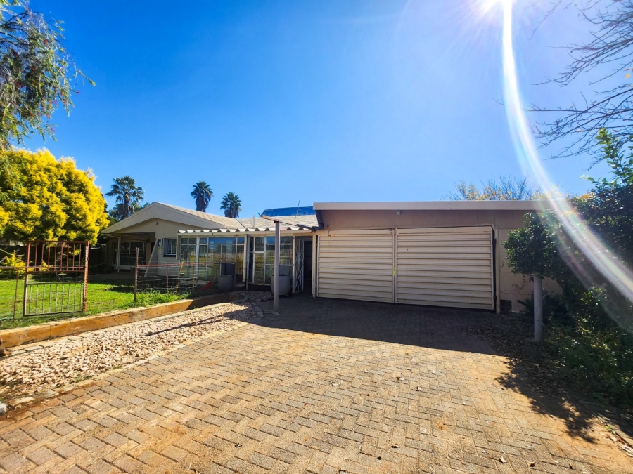 3 Bedroom Property for Sale in Meiringspark North West
